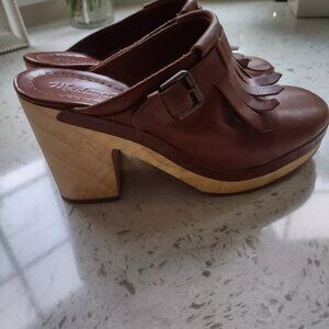 Madewell clog heels in embossed leather with fingers 9.5 great condition